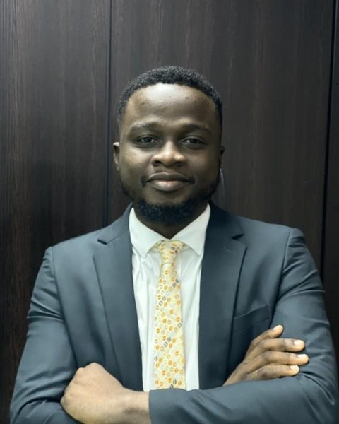 Damola Opeseyitan